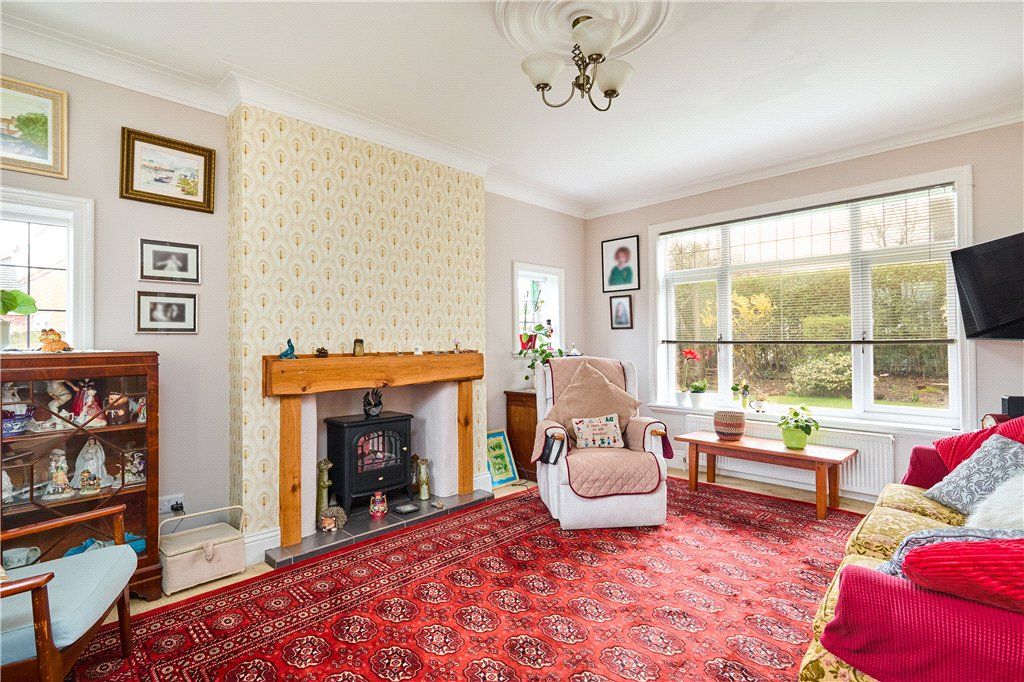 Property photo 2 of 24 Living Room