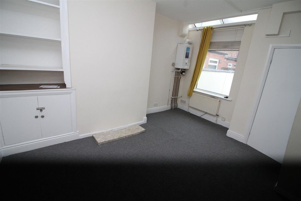 Property photo 3 of 12 Img_5623[1].Jpg