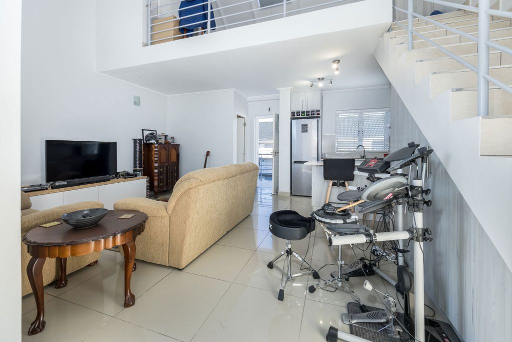 Property photo 3 of 14 Dbv1692229