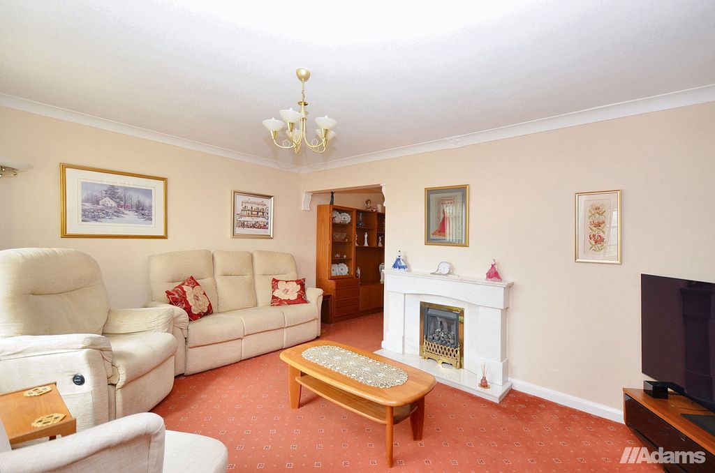 Property photo 3 of 37