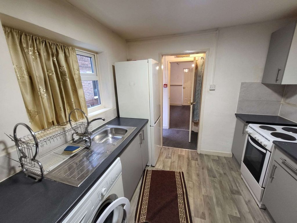 Property photo 2 of 9 Gallery