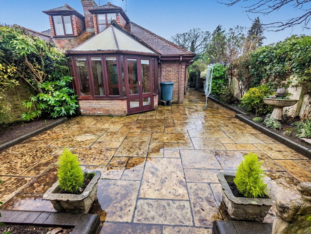 Property photo 3 of 24