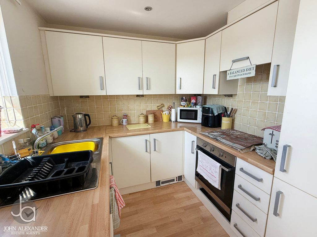 Property photo 2 of 8 Img_8563