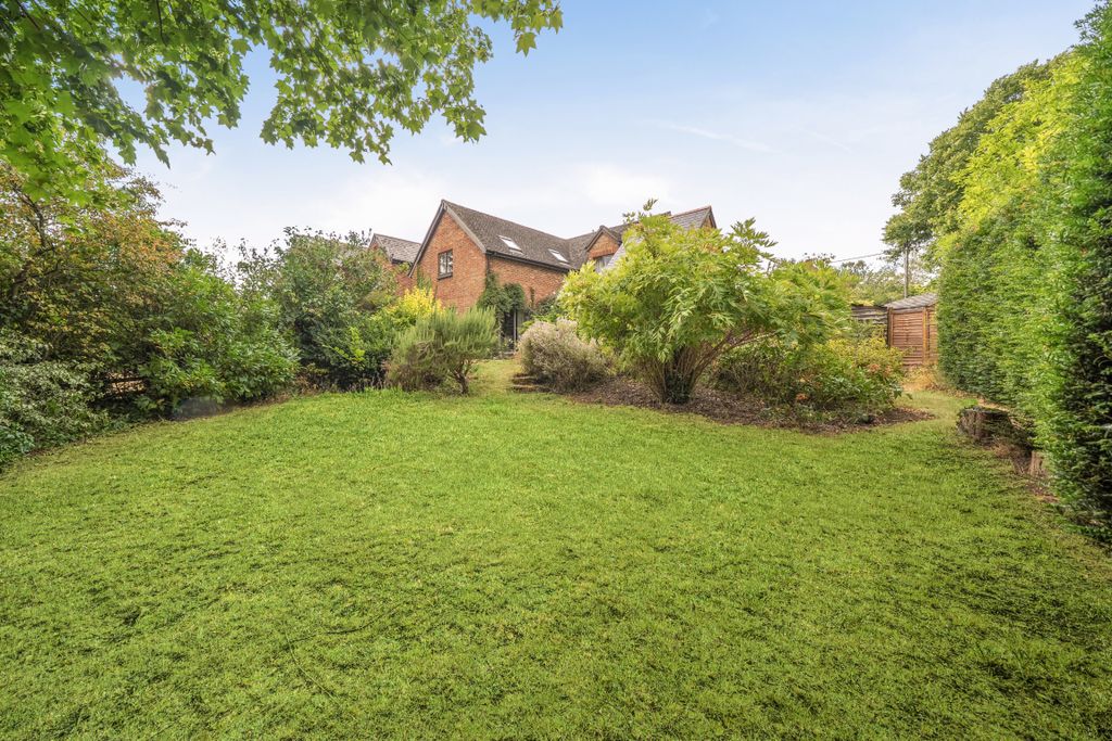 Property photo 2 of 22
