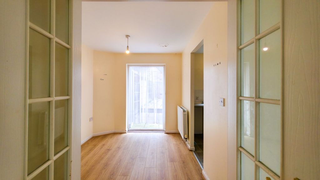 Property photo 3 of 21 20251001_111514-2