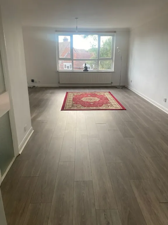 Property photo 3 of 7