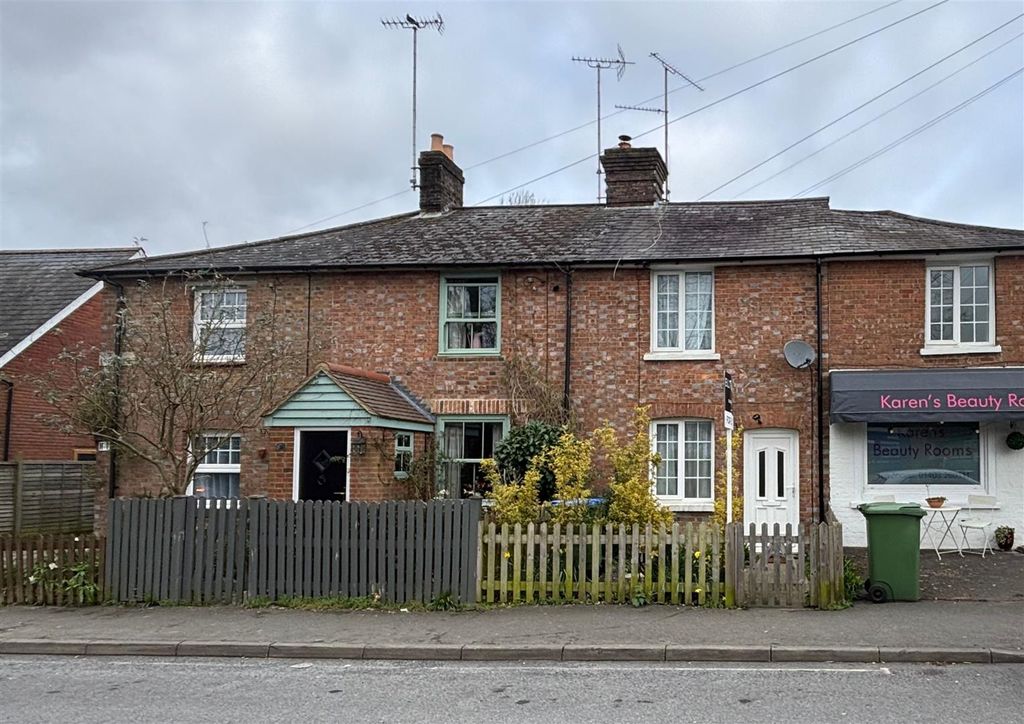 Property photo 1 of 23 St Leonards Front 3.Jpg