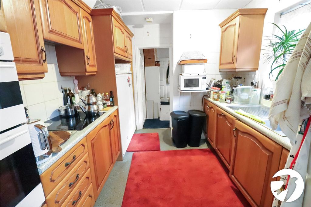 Property photo 3 of 11 Picture No. 10