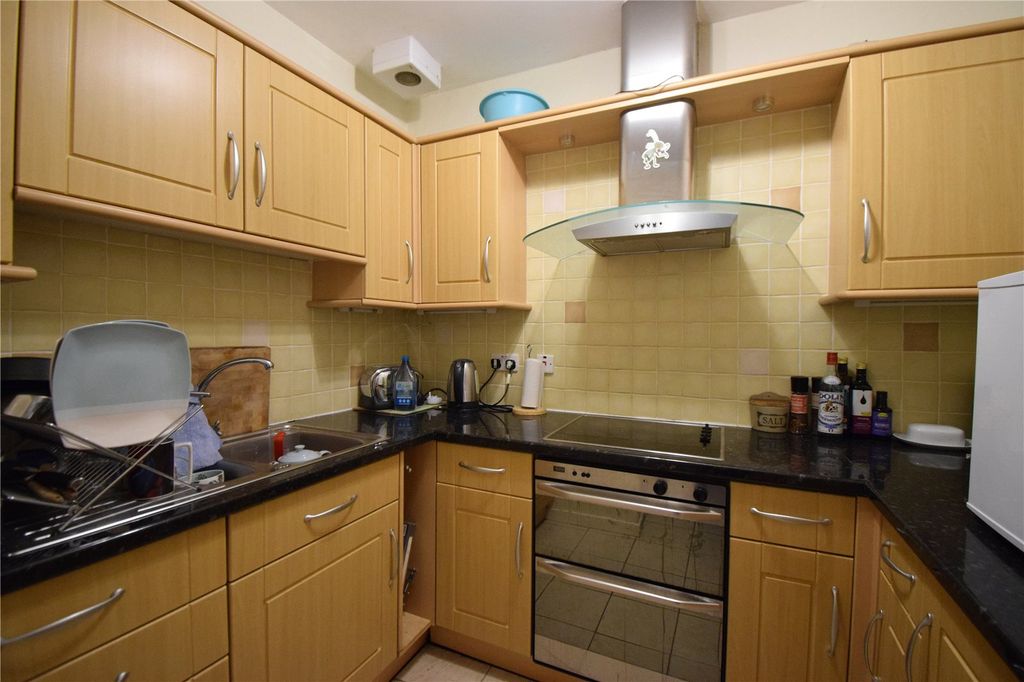 Property photo 2 of 6 Picture No. 06