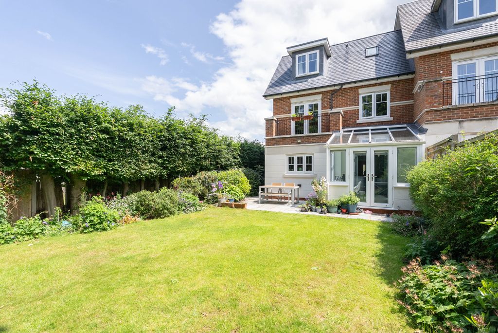 Property photo 1 of 17 Dsc02277