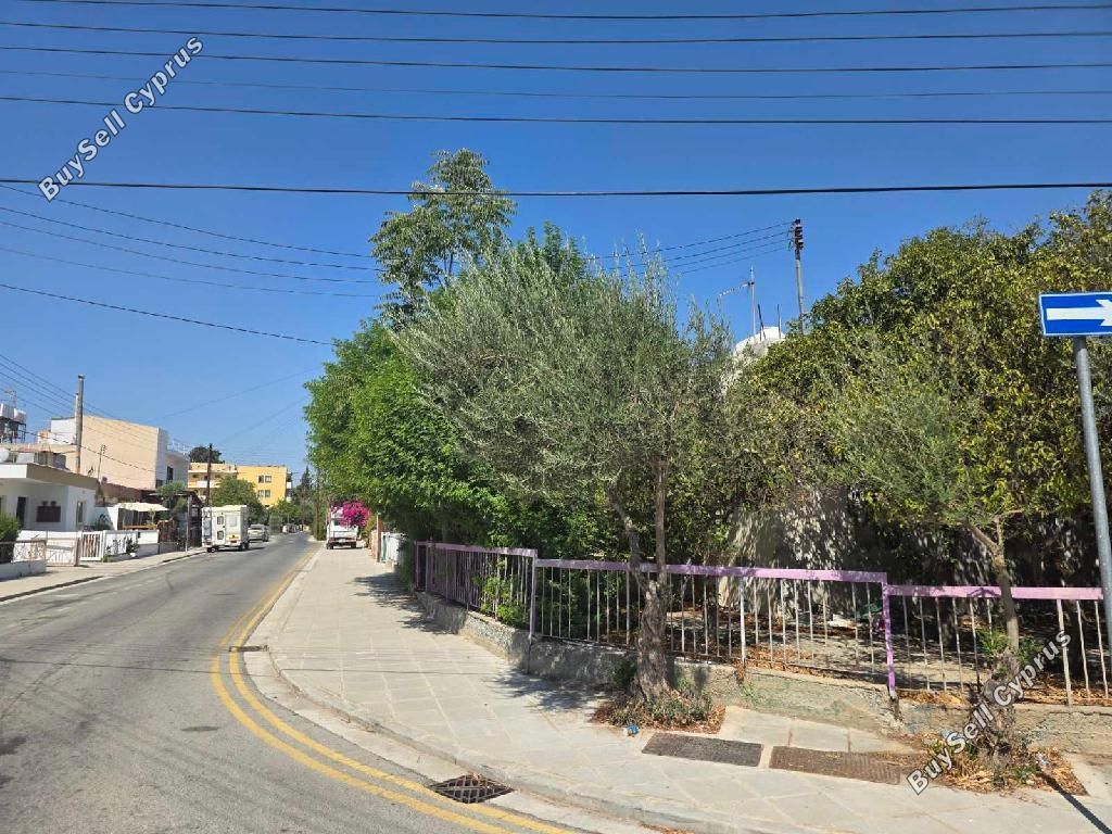 Property photo 2 of 9