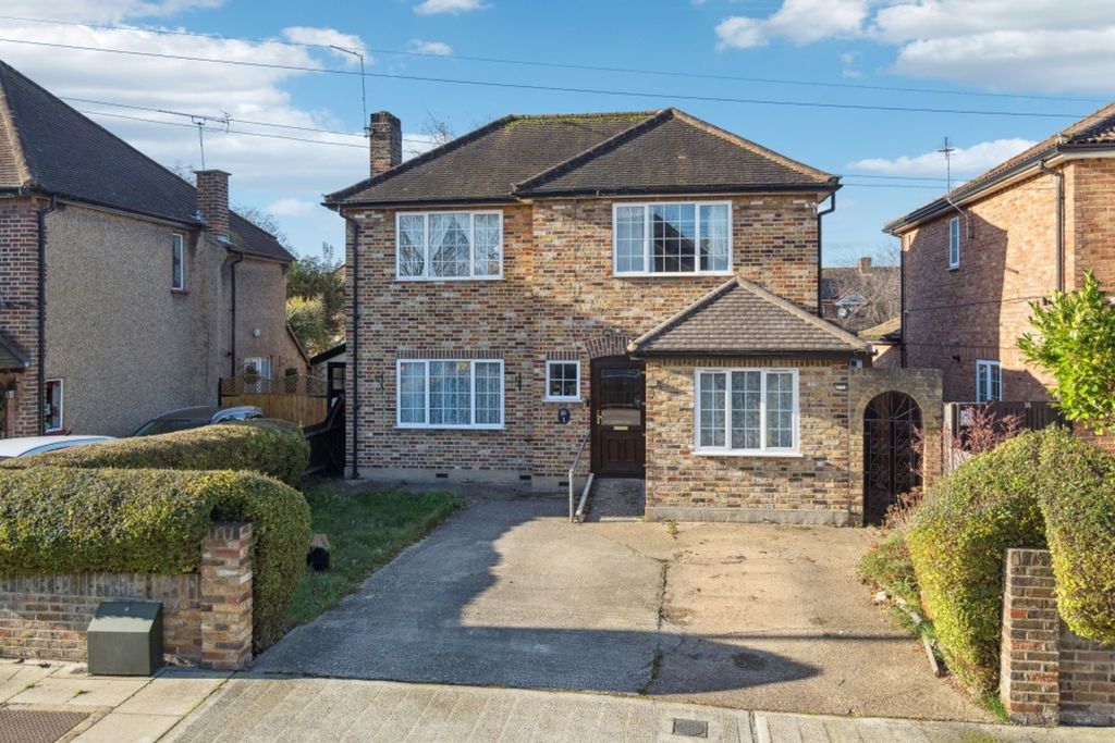 Property photo 1 of 24