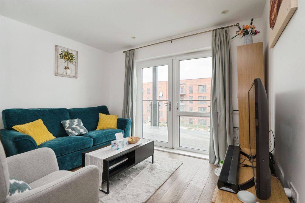 Property photo 3 of 12