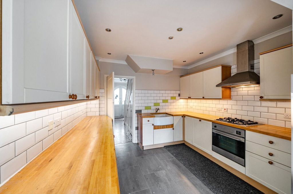 Property photo 3 of 17 Picture No. 06