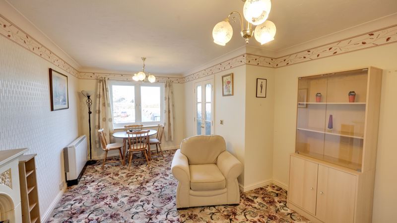 Property photo 3 of 15 Photo 5