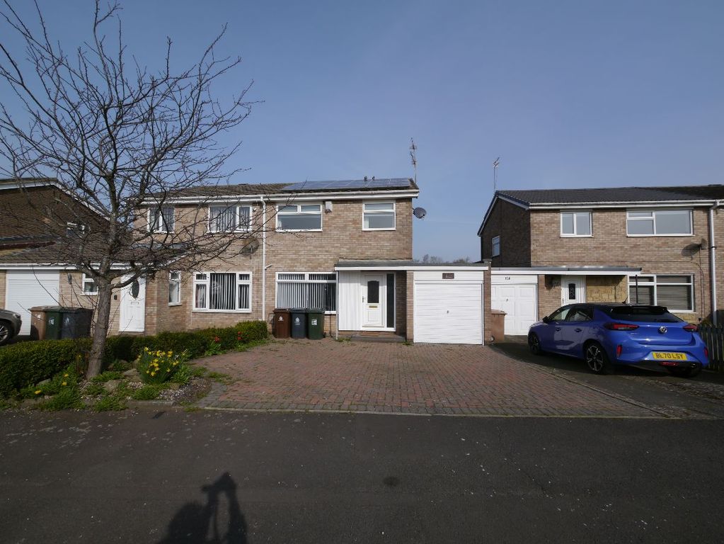 Property photo 2 of 30