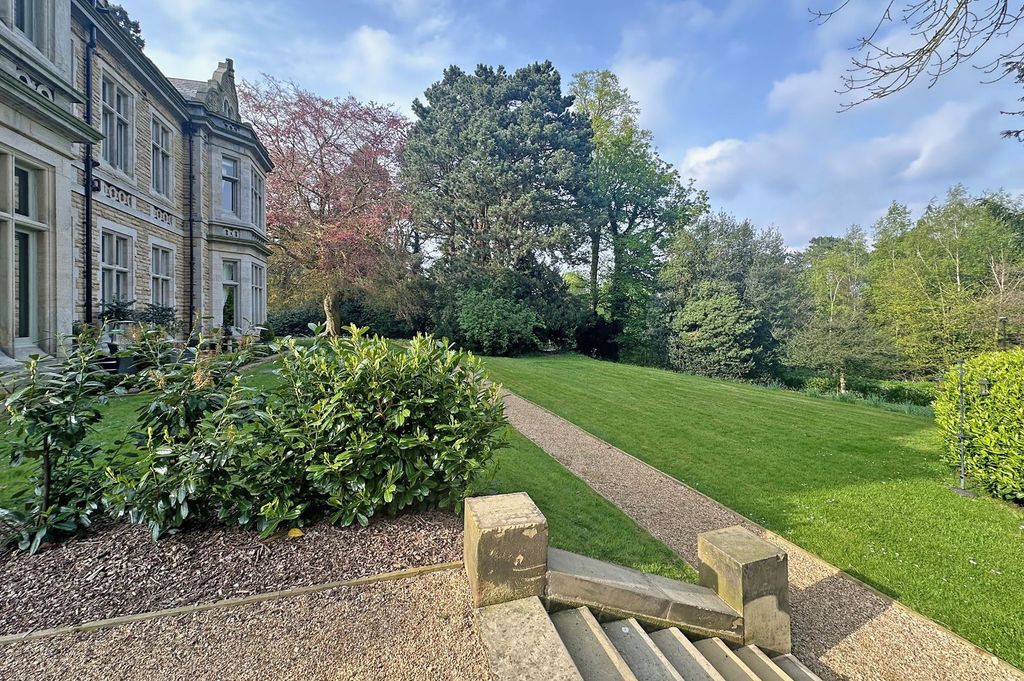 Additional image 21 of 2 bed flat for saleHemsworth Walk, Highfield House HG4