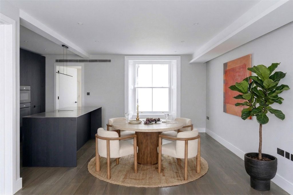 Property photo 3 of 13 Picture No. 05