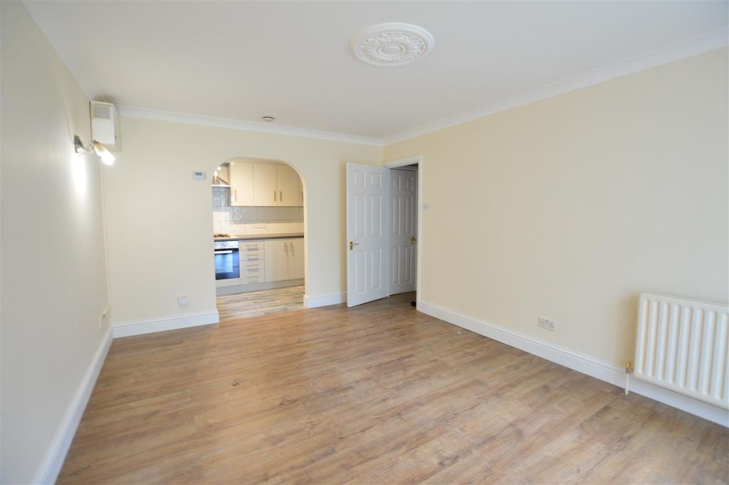 Property photo 3 of 6 Dsc_0483 (7).Jpg