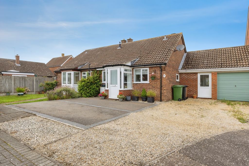 Property photo 1 of 17 Pbox-Img.Jpg