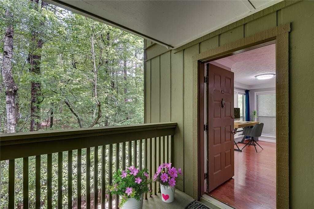 Property photo 1 of 31
