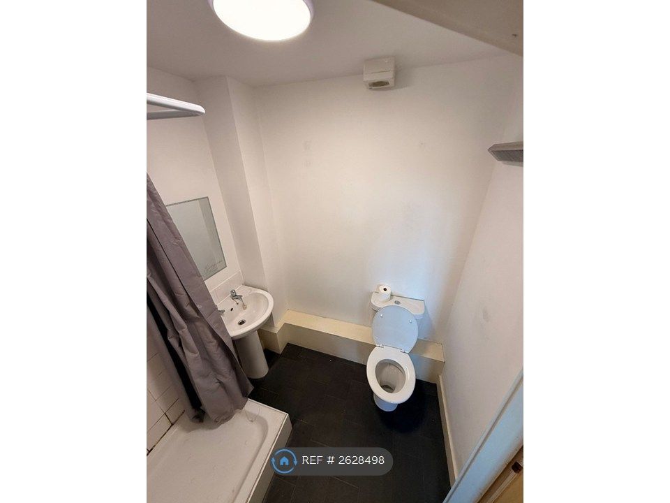 Property photo 3 of 4