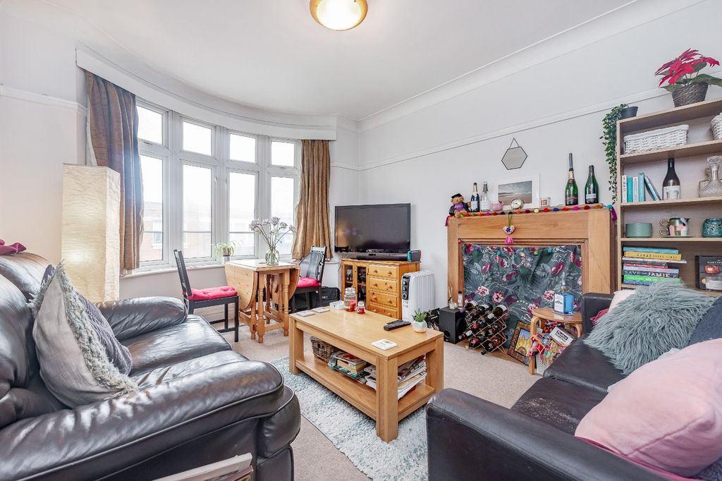 Property photo 1 of 10 Picture No. 01