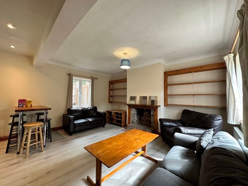 Property photo 1 of 11 Photo 2