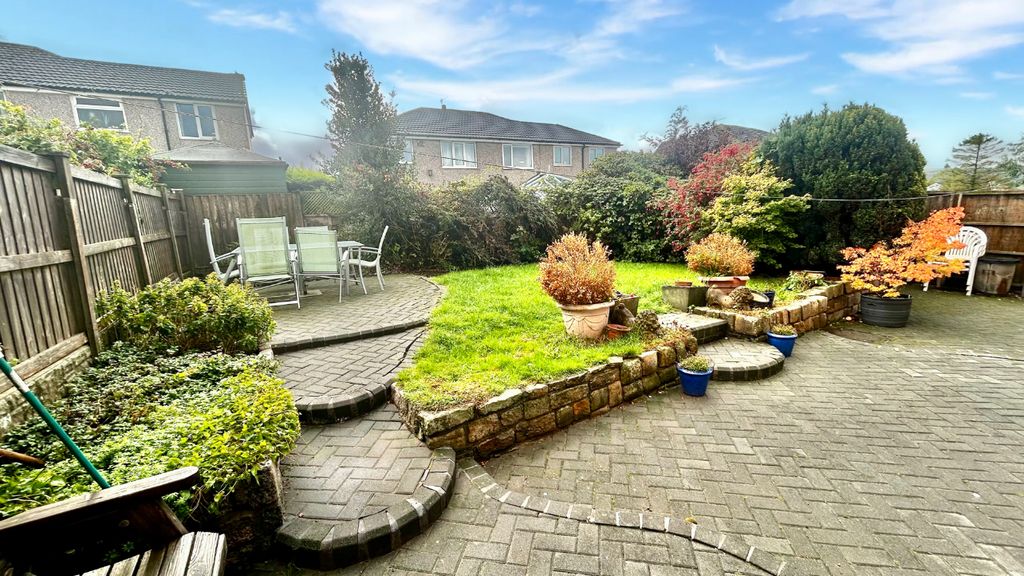 Property photo 2 of 24 Img_0112