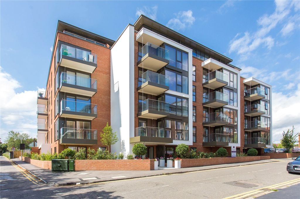 Property photo 1 of 5 Front Aspect