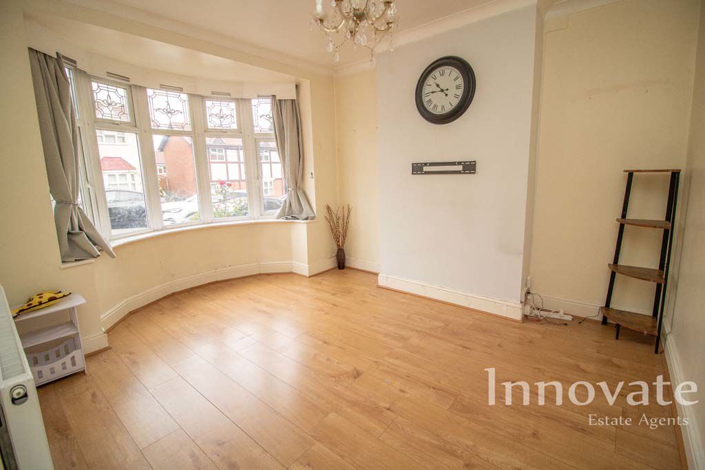 Property photo 2 of 11 Photo 6
