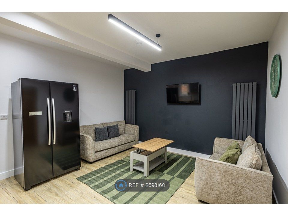 Property photo 2 of 21 Open Plan Living