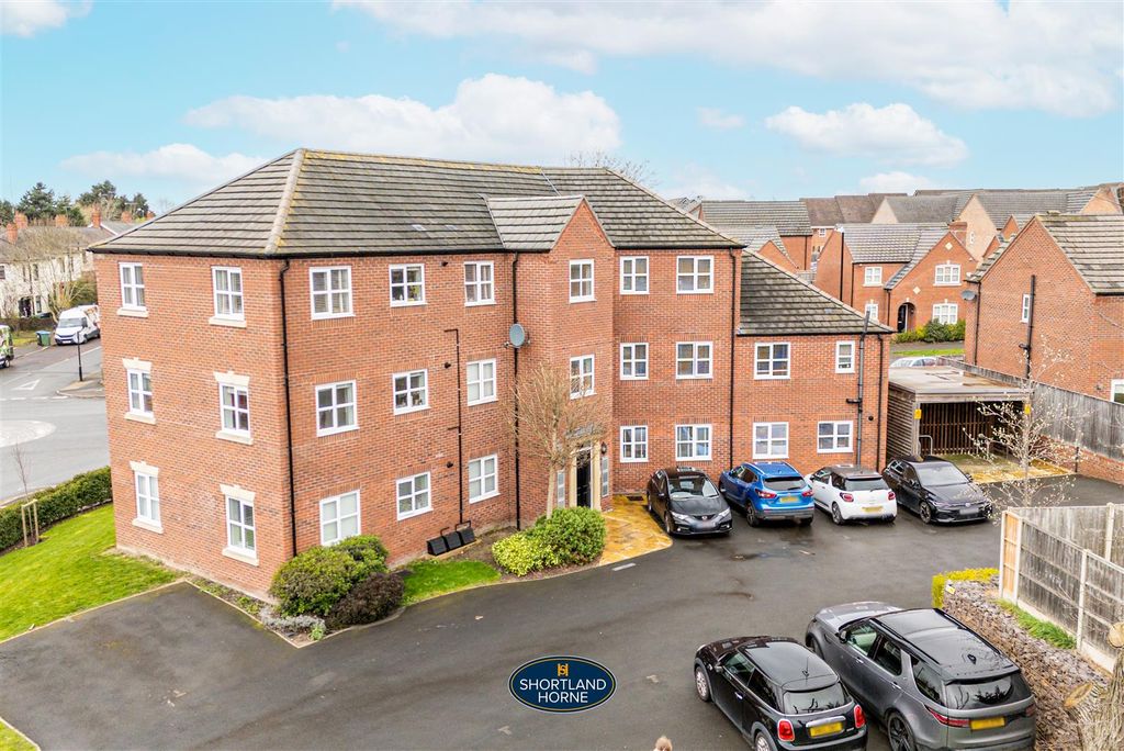 Property photo 1 of 13 Front