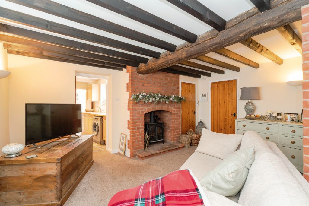 Property photo 2 of 17