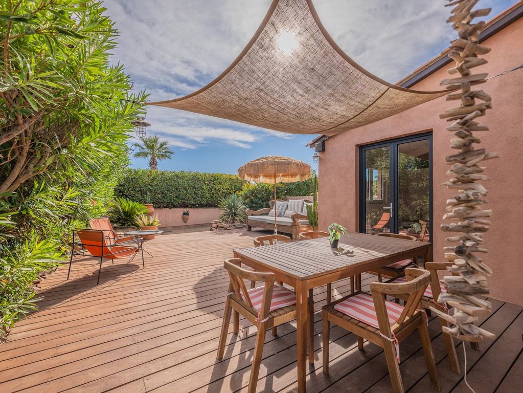 Property photo 1 of 12 Sainte-Maxime – La Nartelle Beach