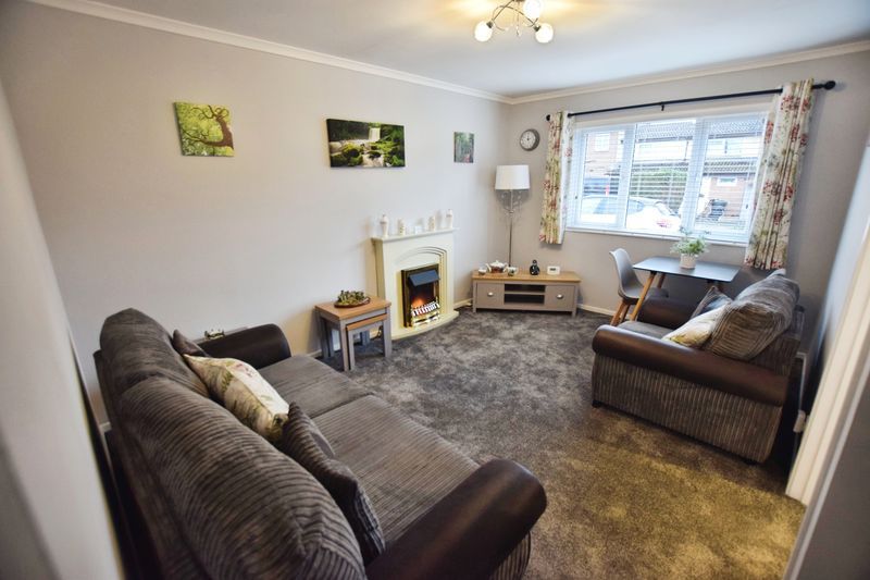 Property photo 3 of 20 Sitting Room