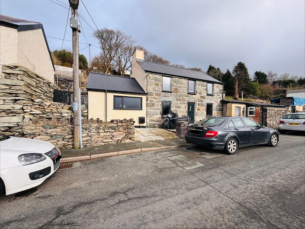 Property photo 3 of 47