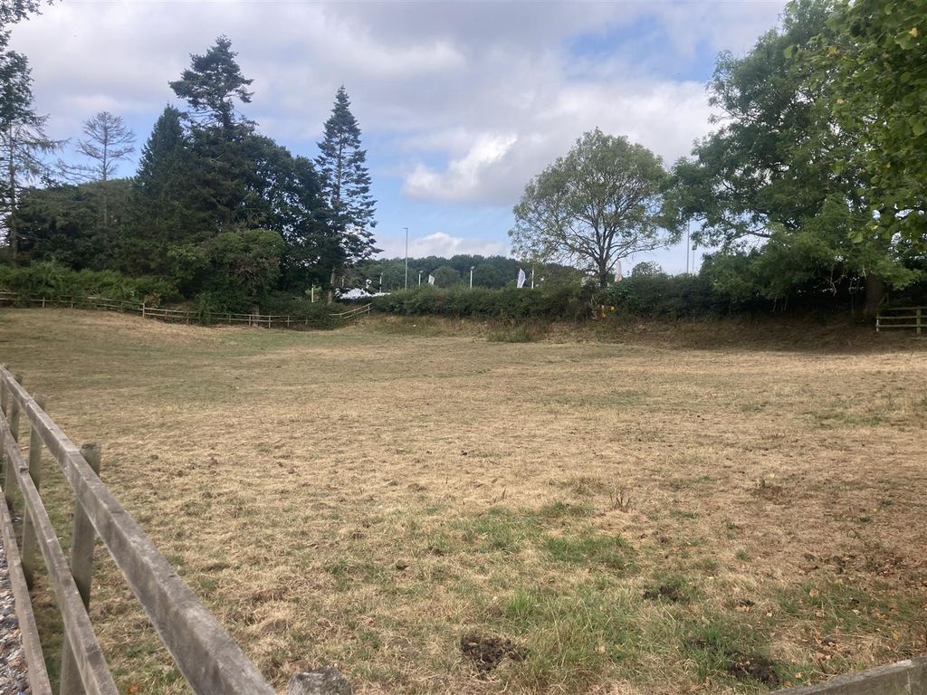 Property photo 2 of 16 20260729_085544850_Ios.Jpg