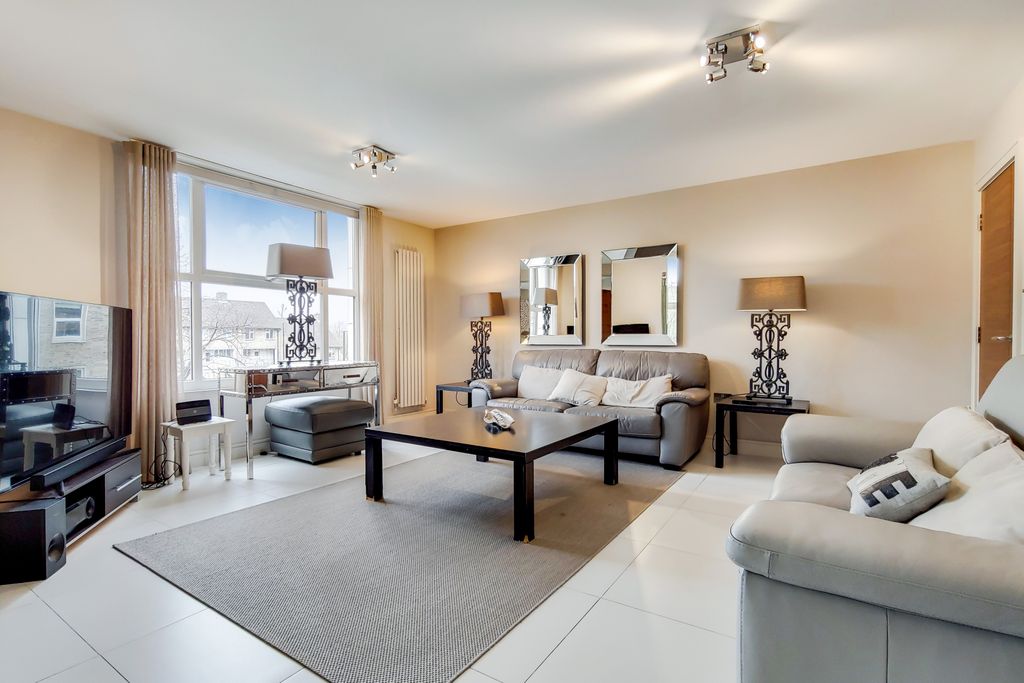 Property photo 1 of 17 4_Reception-1