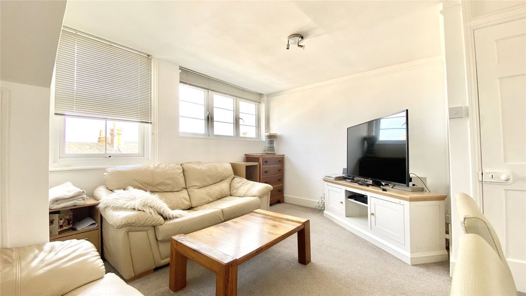 Property photo 2 of 5 Picture No. 03