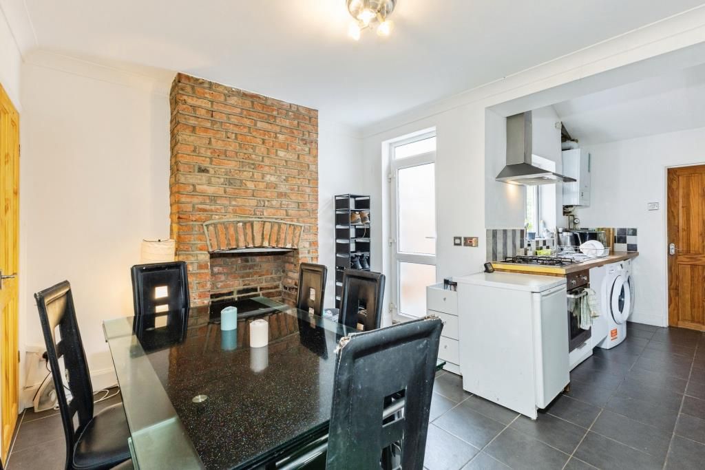 Property photo 2 of 16 Dining Area/Kitchen