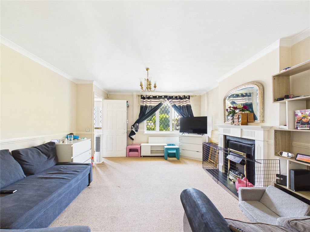 Property photo 2 of 13 Picture No. 19