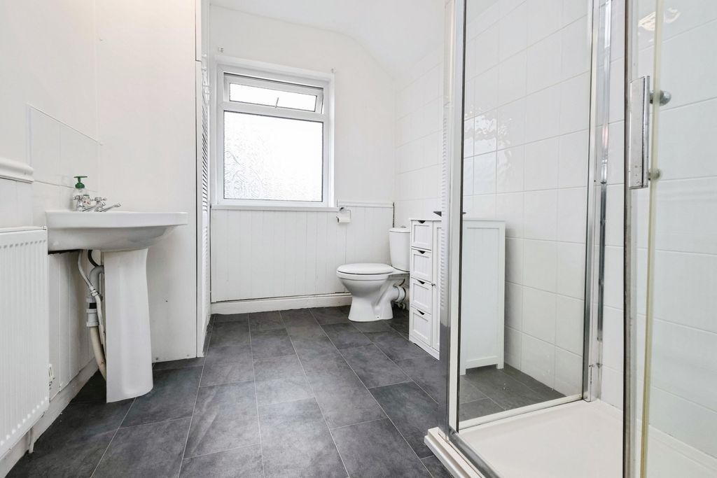 Property photo 3 of 19 Pbox-Img.Jpg