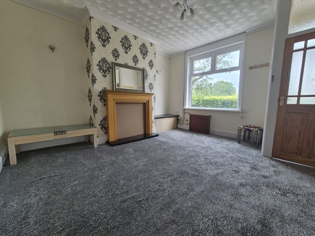 Property photo 2 of 4