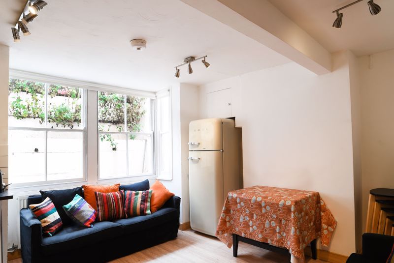 Property photo 2 of 19 Photo 26