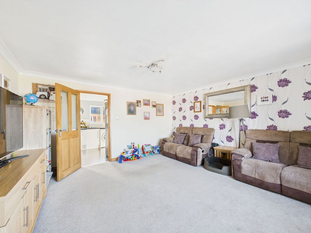 Property photo 3 of 14