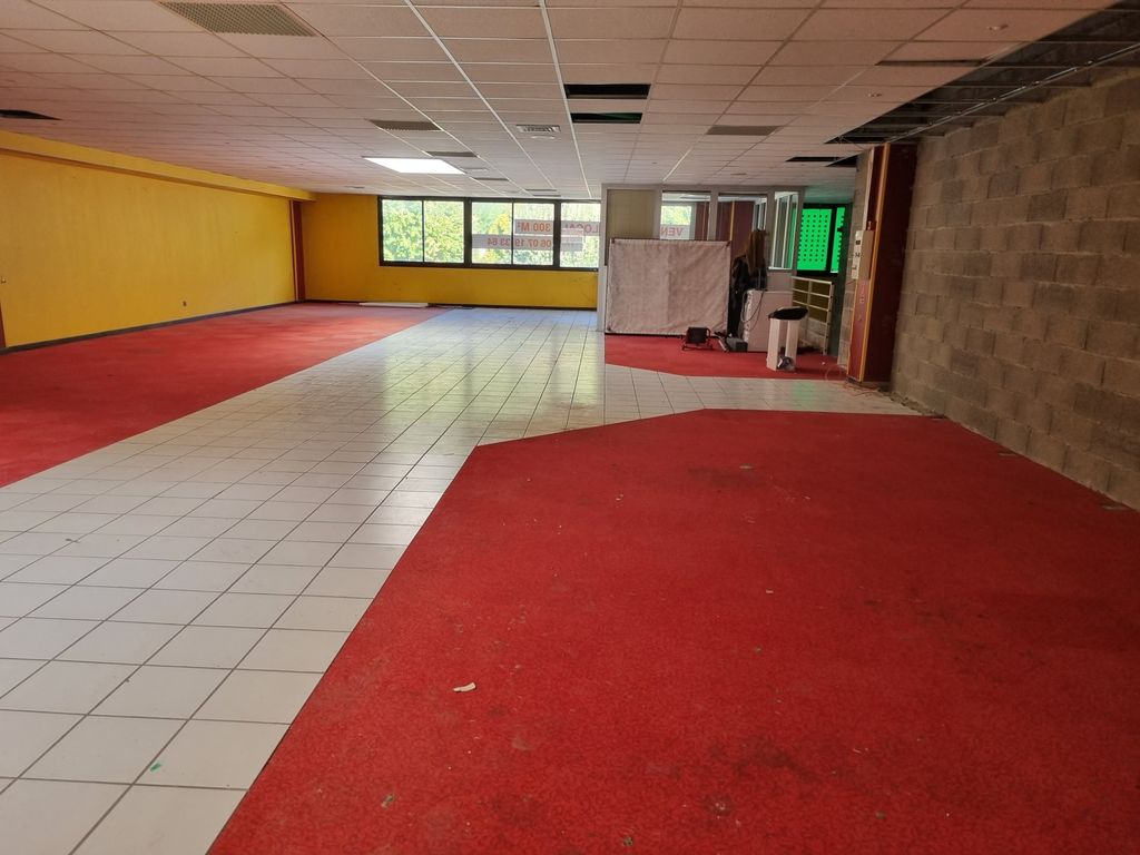 Property photo 1 of 8 Local Commercial