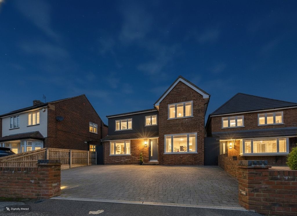 Property photo 1 of 23 989120
