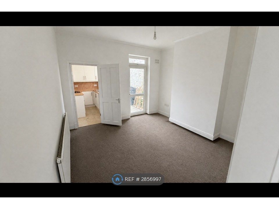 Property photo 2 of 6 Living Room