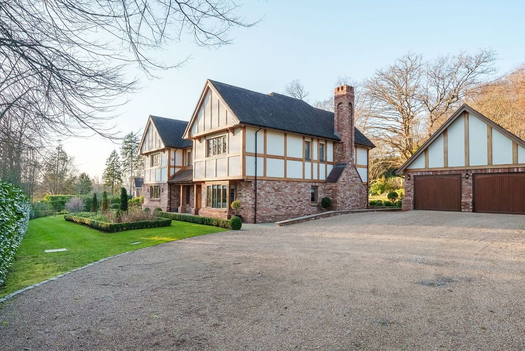 Property photo 1 of 41